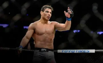 Paulo Costa wants new contract before accepting Robert Whittaker at UFC 284: ‘I have bills to pay’
