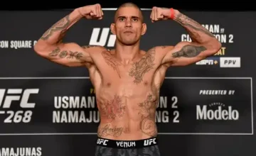 Alex Pereira sims UFC 281 clash with Israel Adesanya — which ends in violent Pereira KO win: ‘Even the video game knows’